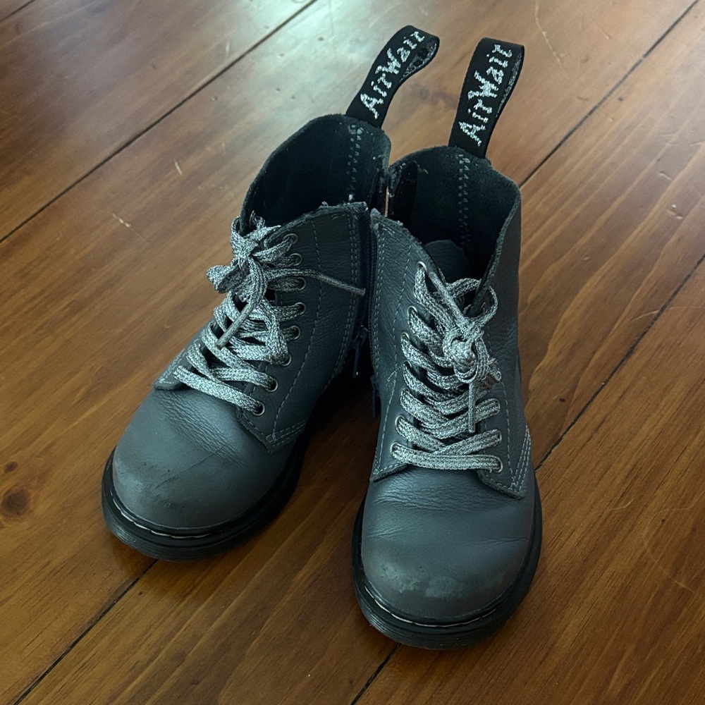 Dr. Martens 1460 Pascal toddler boots